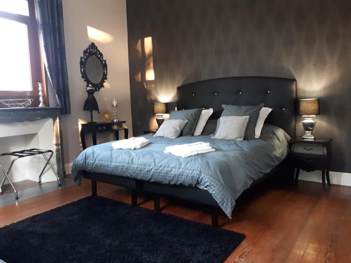 Le Manoir De La Mantille Caudry Eksteriør billede