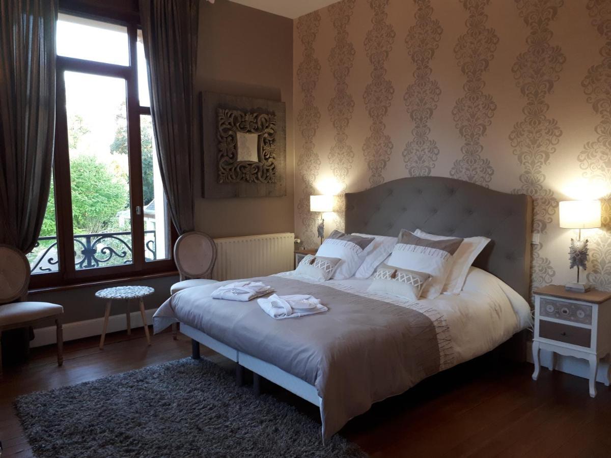 Le Manoir De La Mantille Caudry Eksteriør billede