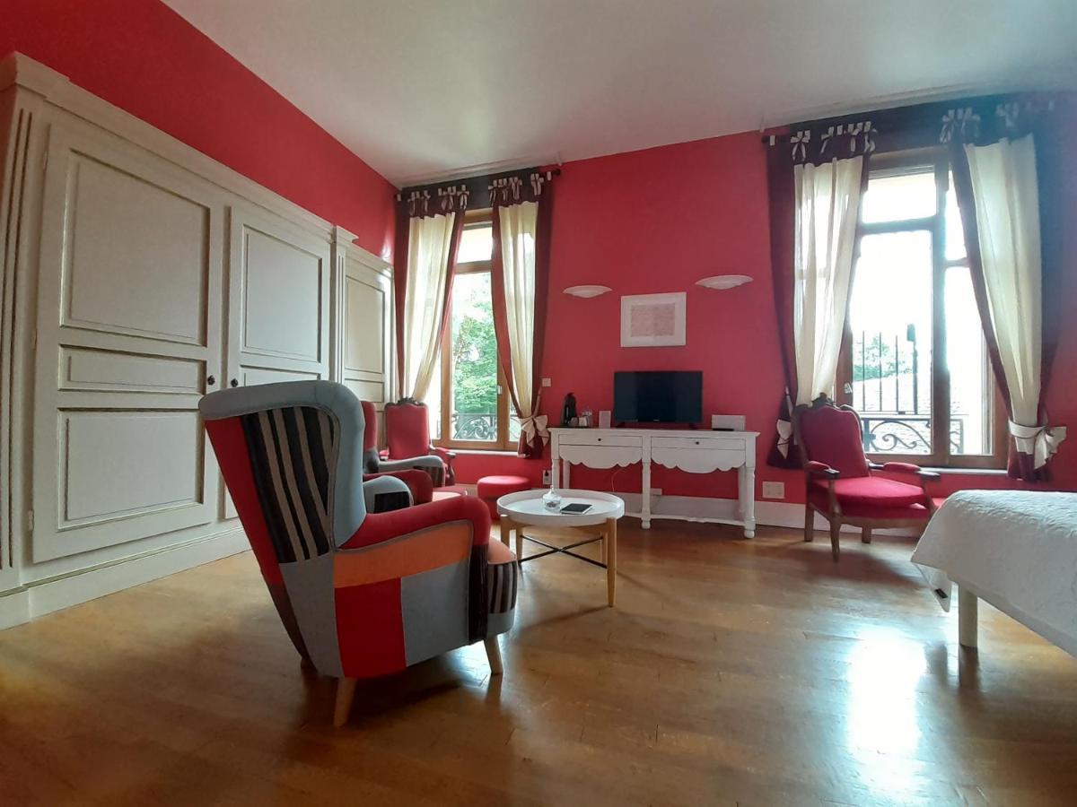 Le Manoir De La Mantille Caudry Eksteriør billede
